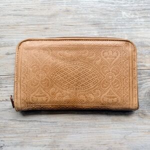 Vintage Genuine Leather Tooled Wallet Boho Western Floral Zip Clutch Brown